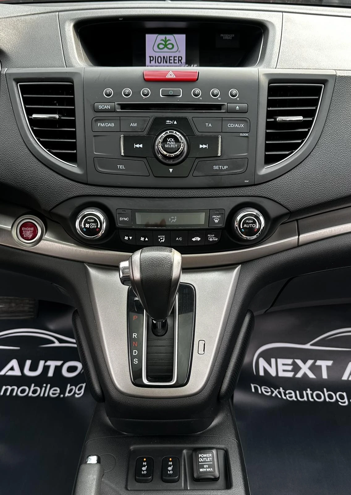 Honda Cr-v 2.2D 150HP PANO CAMERA КОЖА ПОДГРЕВ EU5B, снимка 11 - Автомобили и джипове - 56165739