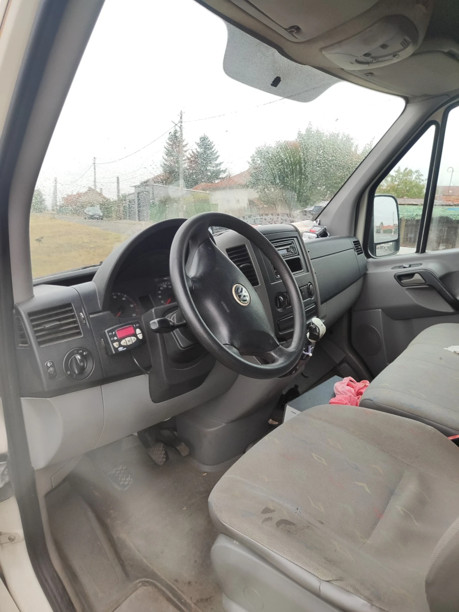 VW Crafter 2.5/109к, снимка 3 - Бусове и автобуси - 53752684
