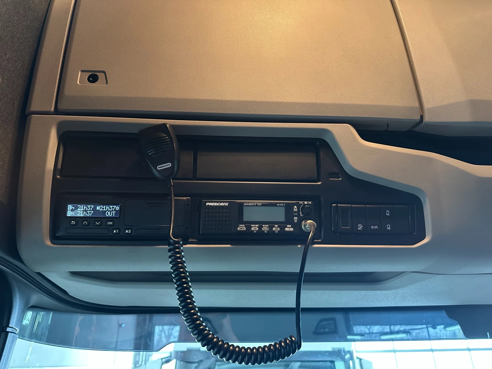 Scania R 500 52.3 gCO2/tkm | Mobile.bg � ����������� 11