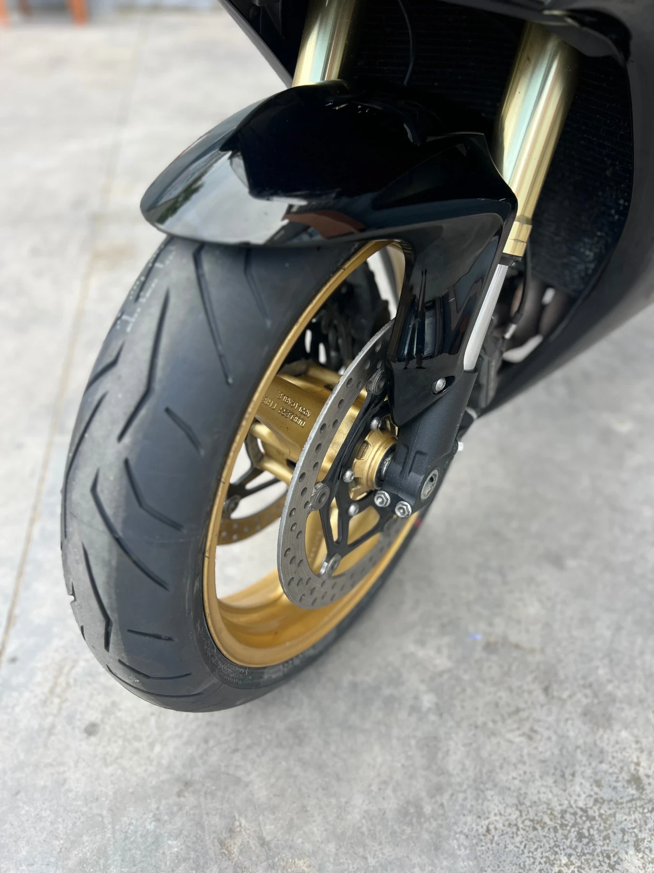Honda Cbr 1000RR Fireblade, снимка 11 - Мотоциклети и мототехника - 55015284