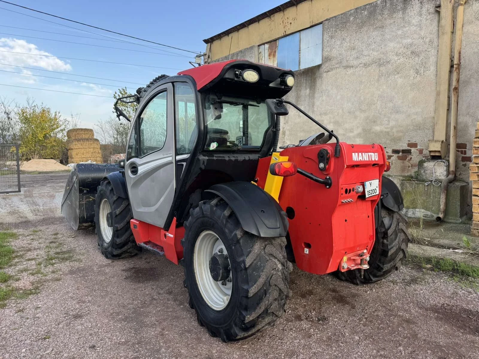 Телескопичен товарач Manitou 733-115 - изображение 2