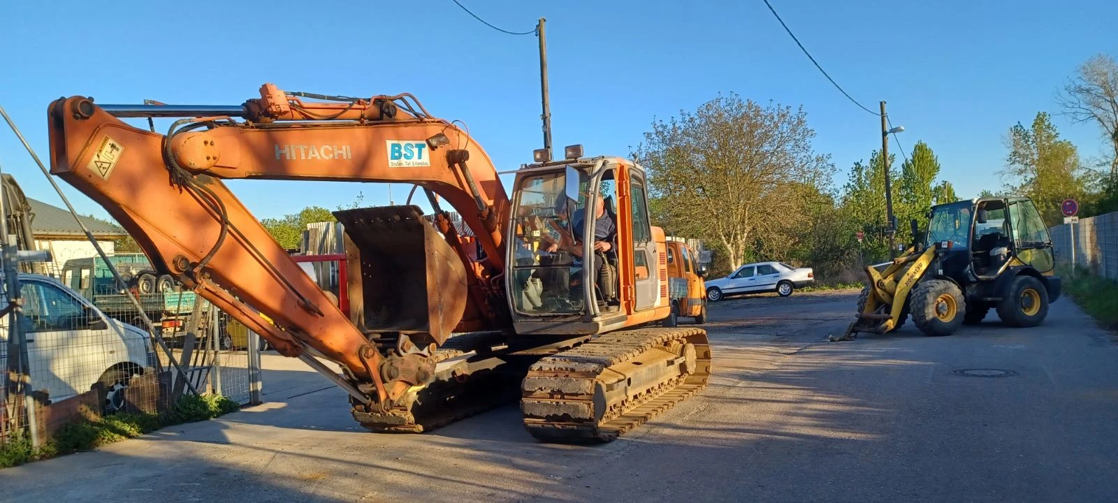 Багер Hitachi ZX135 US - изображение 2