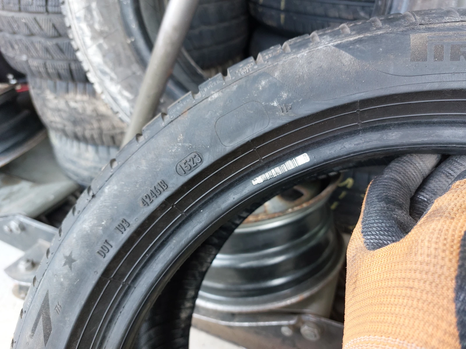  255/40R18 | Mobile.bg   4