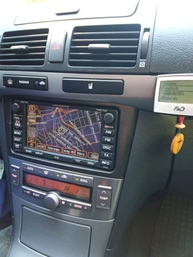 Toyota Avensis 2.2, снимка 10