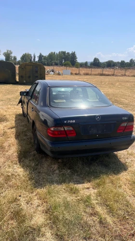 Mercedes-Benz E 200 Cdi, снимка 3