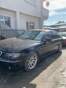     BMW 745