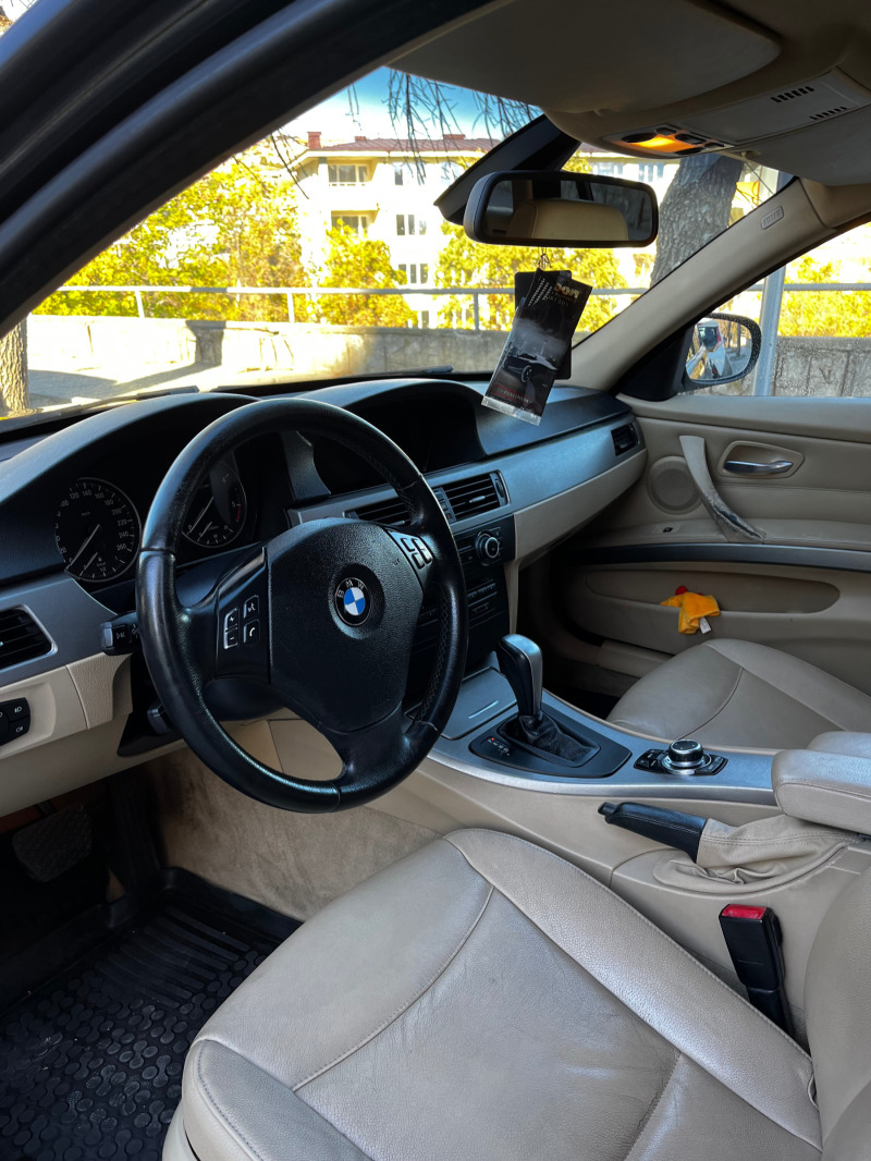 BMW 320 2.0 AVTOMAT NAVI, снимка 10 - Автомобили и джипове - 45844517
