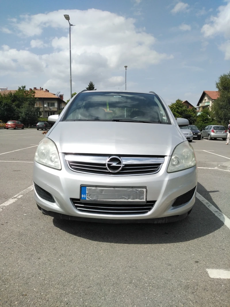 Opel Zafira, снимка 1 - Автомобили и джипове - 47593755