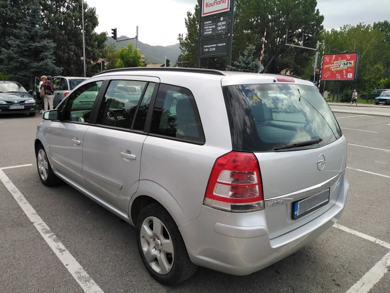 Opel Zafira, снимка 6 - Автомобили и джипове - 47593755