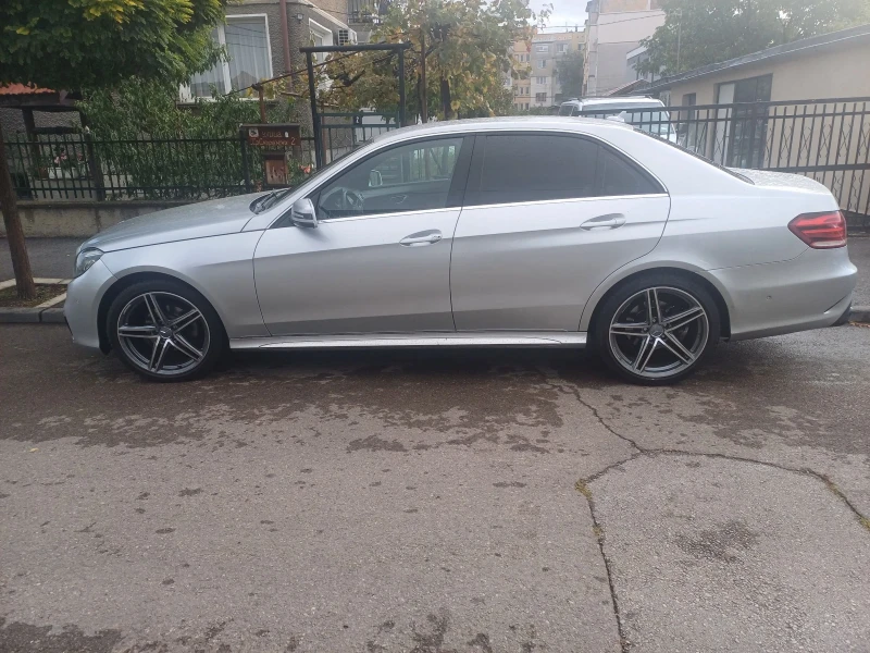 Mercedes-Benz E 200, снимка 5 - Автомобили и джипове - 47861312