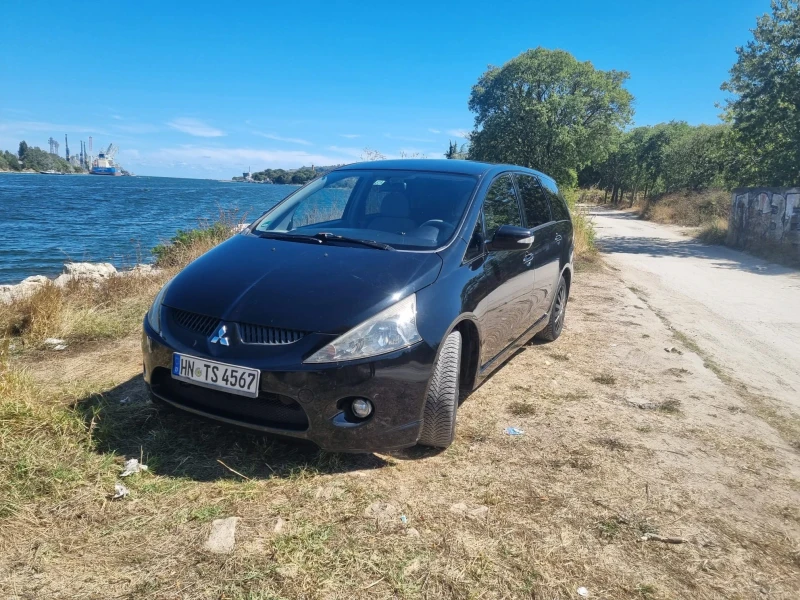 Mitsubishi Grandis, снимка 16 - Автомобили и джипове - 52406696