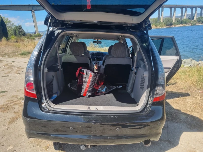 Mitsubishi Grandis, снимка 4 - Автомобили и джипове - 52406696