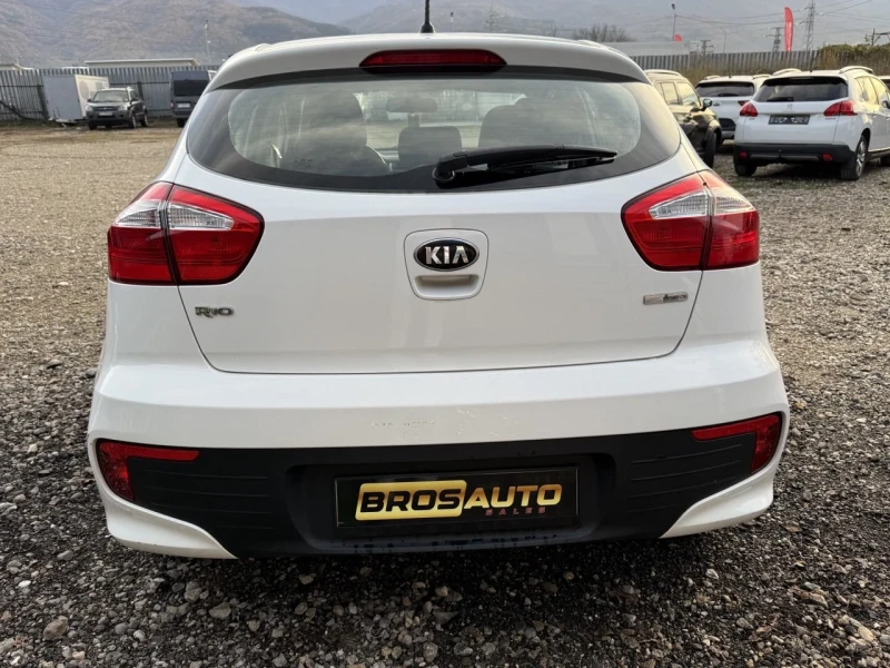 Kia Rio 1.4 crdi , снимка 4 - Автомобили и джипове - 52484267