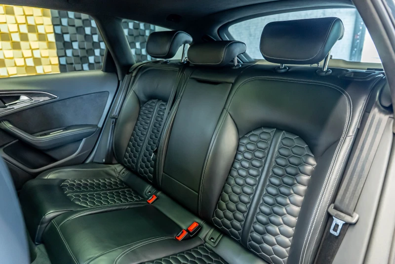 Audi Rs6 Performance, снимка 16 - Автомобили и джипове - 52837797