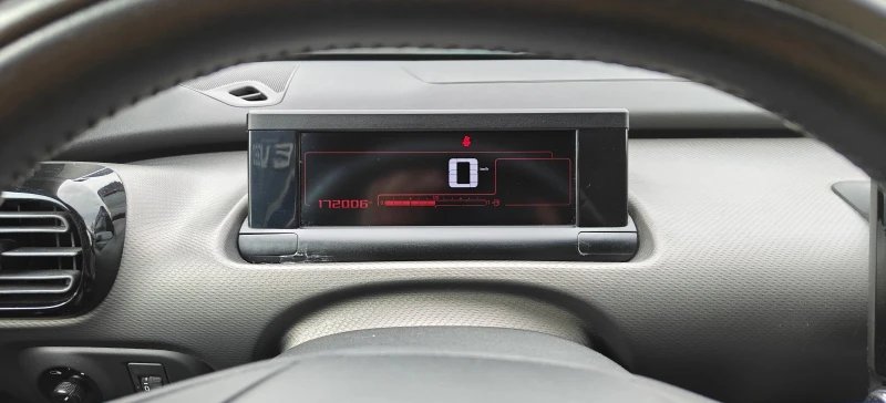 Citroen C4 Cactus FEEL BLUE HDI 100 BVM , снимка 7 - Автомобили и джипове - 53539465