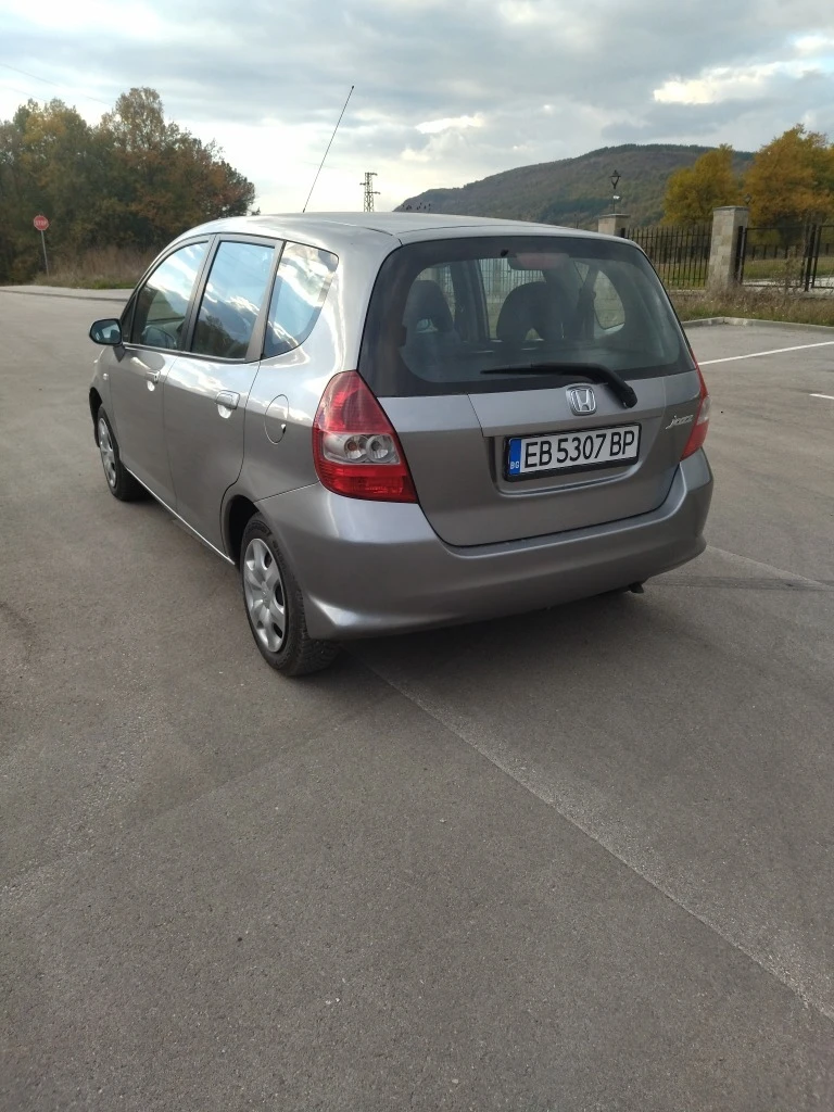 Honda Jazz 1.2 (78 Hp), снимка 6 - Автомобили и джипове - 47913319