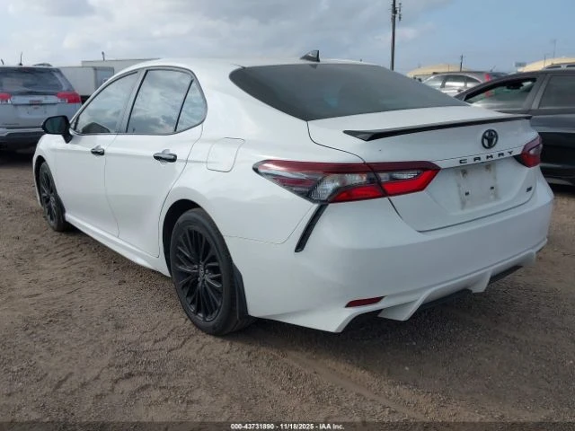 Toyota Camry SE* NIGHTSHADE EDITION* DISTRONIC* ПОДГРЕВИ* , снимка 3 - Автомобили и джипове - 53100691