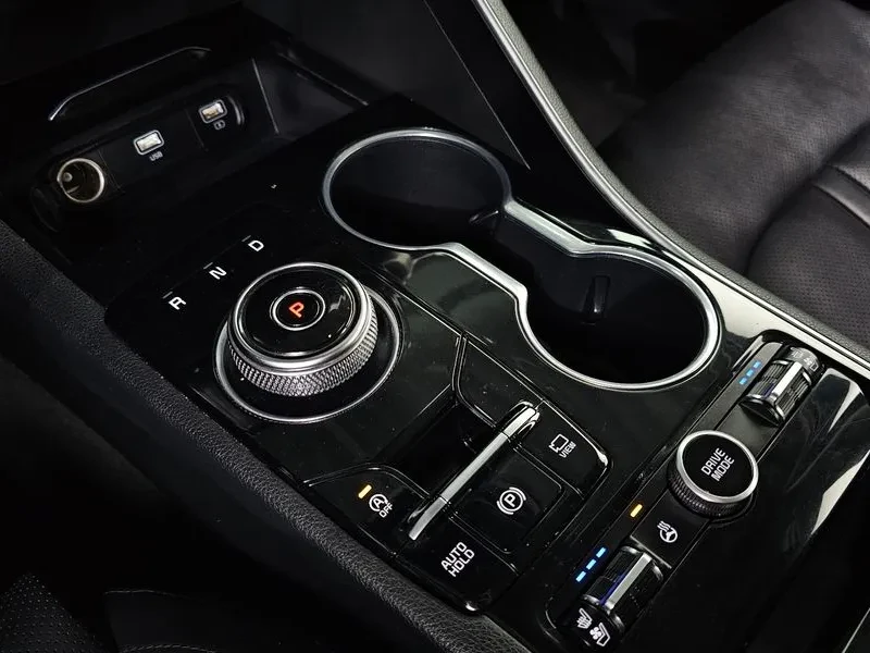 Kia K5 2.0, снимка 9 - Автомобили и джипове - 54263609