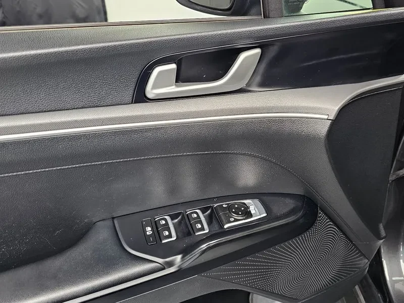 Kia K5 2.0, снимка 13 - Автомобили и джипове - 54263609