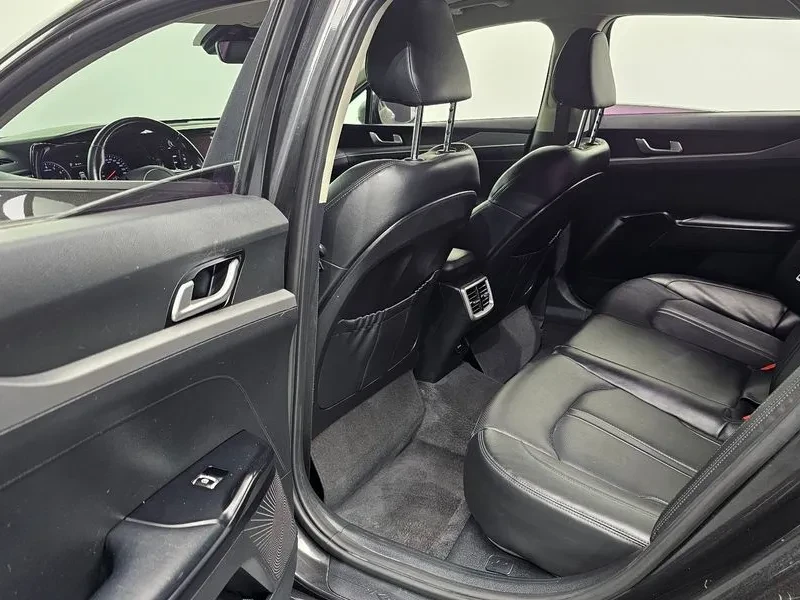 Kia K5 2.0, снимка 11 - Автомобили и джипове - 54263609