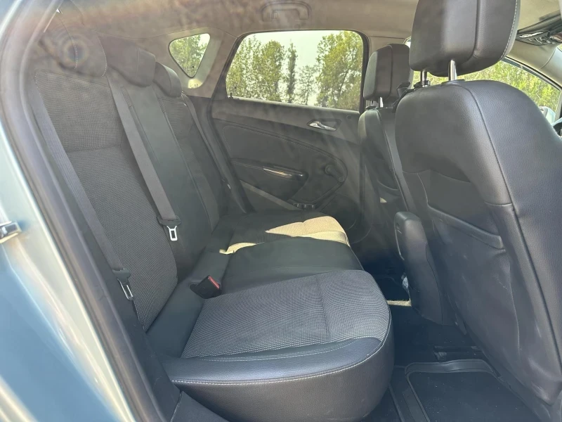 Opel Astra J, снимка 8 - Автомобили и джипове - 54524557