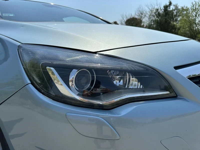 Opel Astra J, снимка 9 - Автомобили и джипове - 54524557
