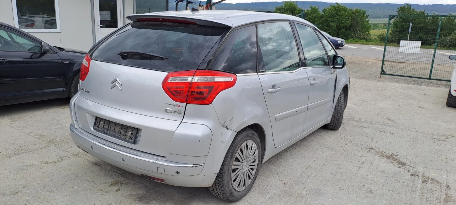 Citroen C4 Picasso 1.6 HDI/2.0 HDI/ 1.8i | Mobile.bg — изображение 11