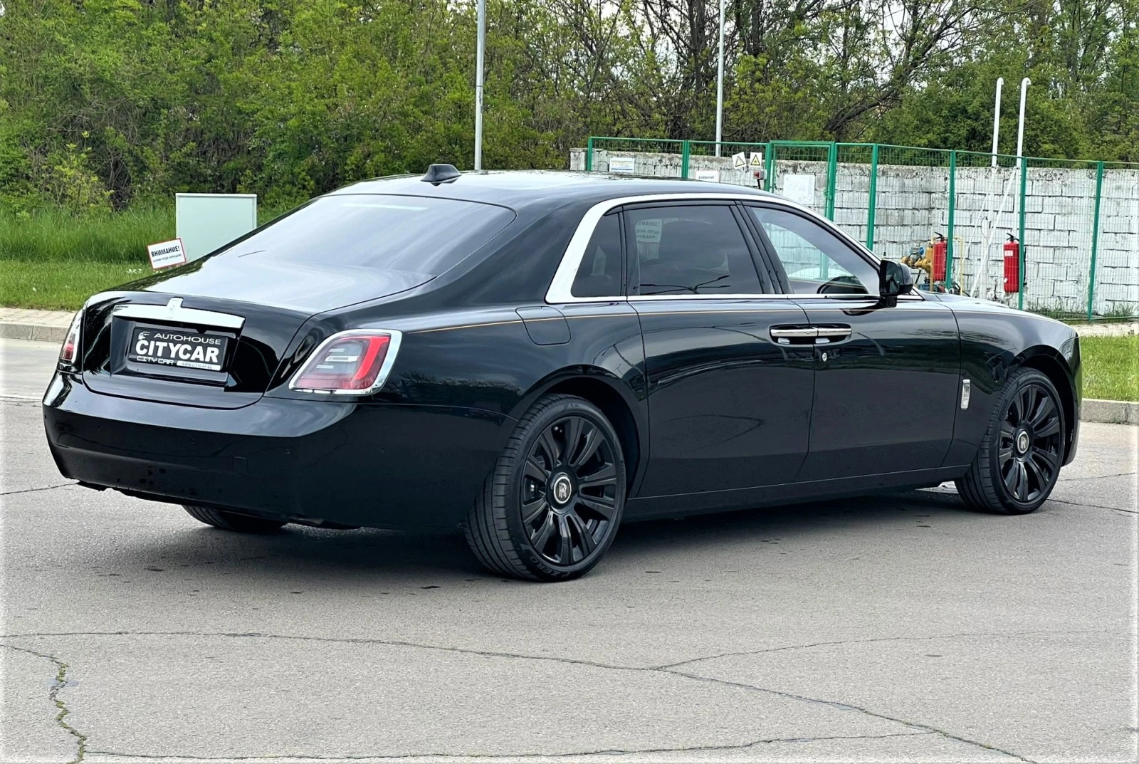 Rolls-Royce Ghost V12/ EXTENDED/ STARLIGHT/ BESPOKE/ HEAD UP/ 21/ - изображение 6