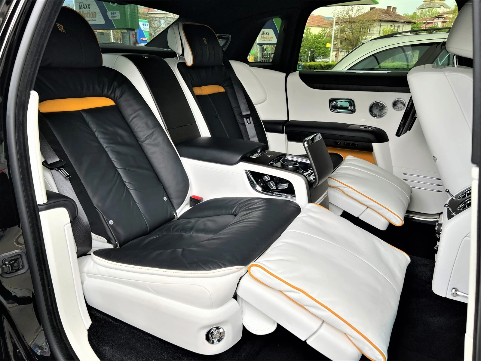 Rolls-Royce Ghost V12/ EXTENDED/ STARLIGHT/ BESPOKE/ HEAD UP/ 21/ | Mobile.bg   14