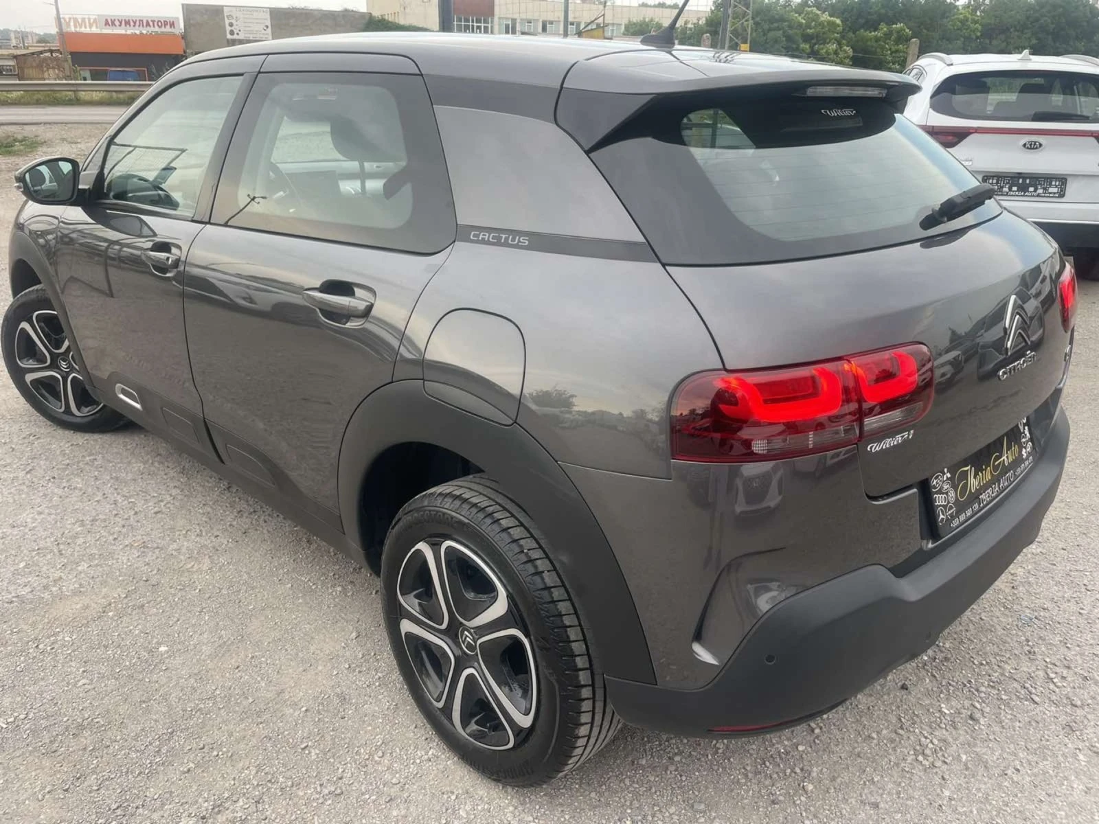 Citroen C4 Cactus 1.5 BLUE HDI 120 * NAVI * LED * EURO 6 *  - изображение 6