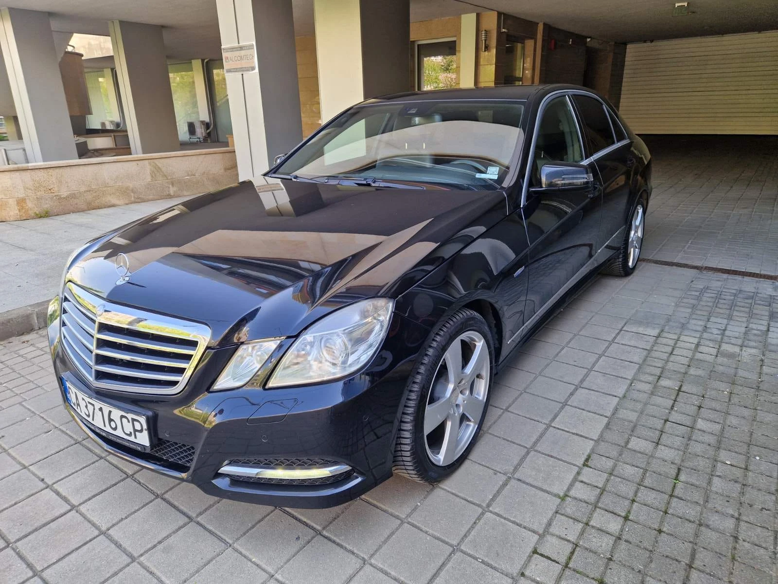 Mercedes-Benz E 350 CDI 4 Matic - изображение 5