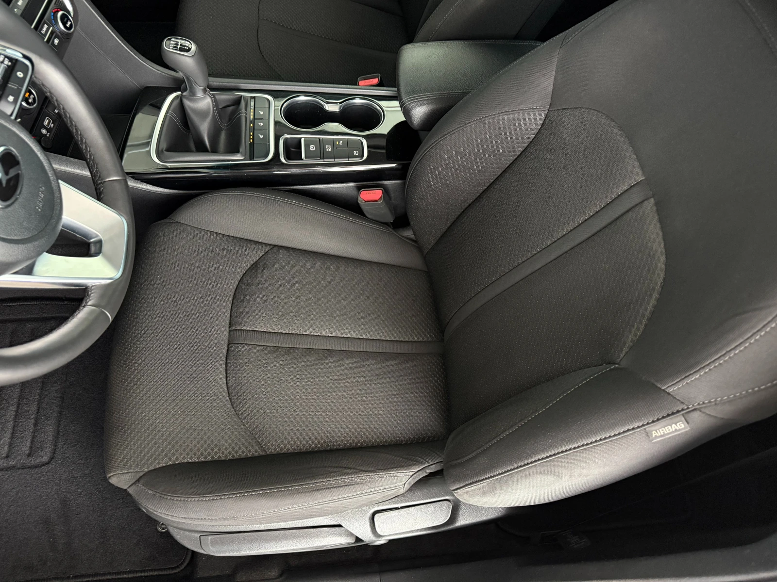 Kia Optima 2.0i* СЕРВИЗНА КНИЖКА С ПЪЛНА ИСТОРИЯ В КИА - изображение 8
