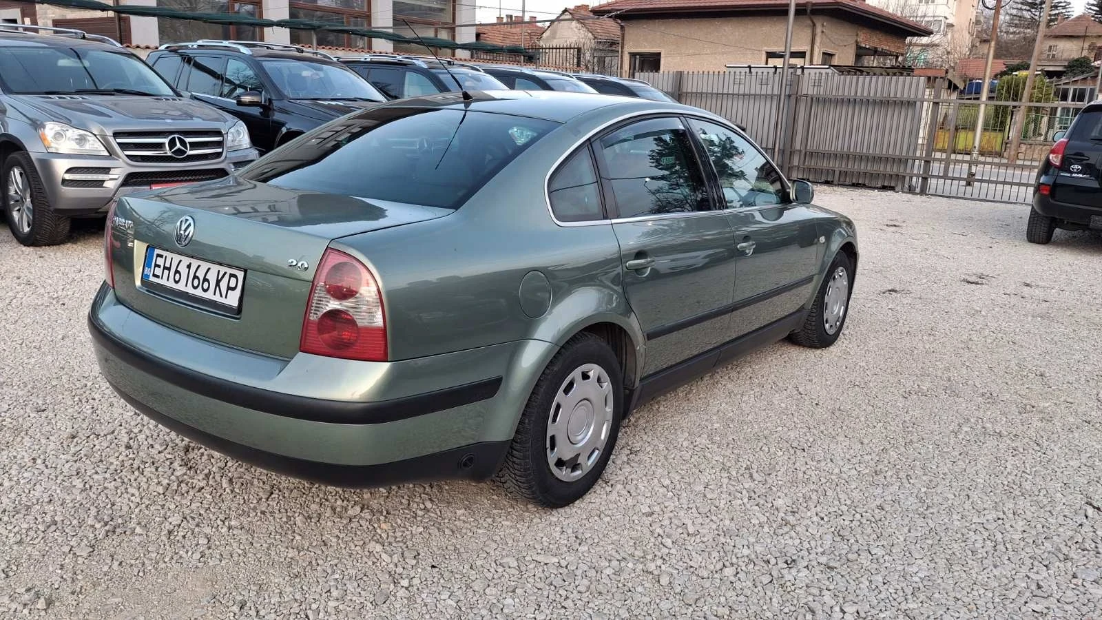 VW Passat 2, 0 20V 131k.c ГАЗ, снимка 6 - Автомобили и джипове - 53931866