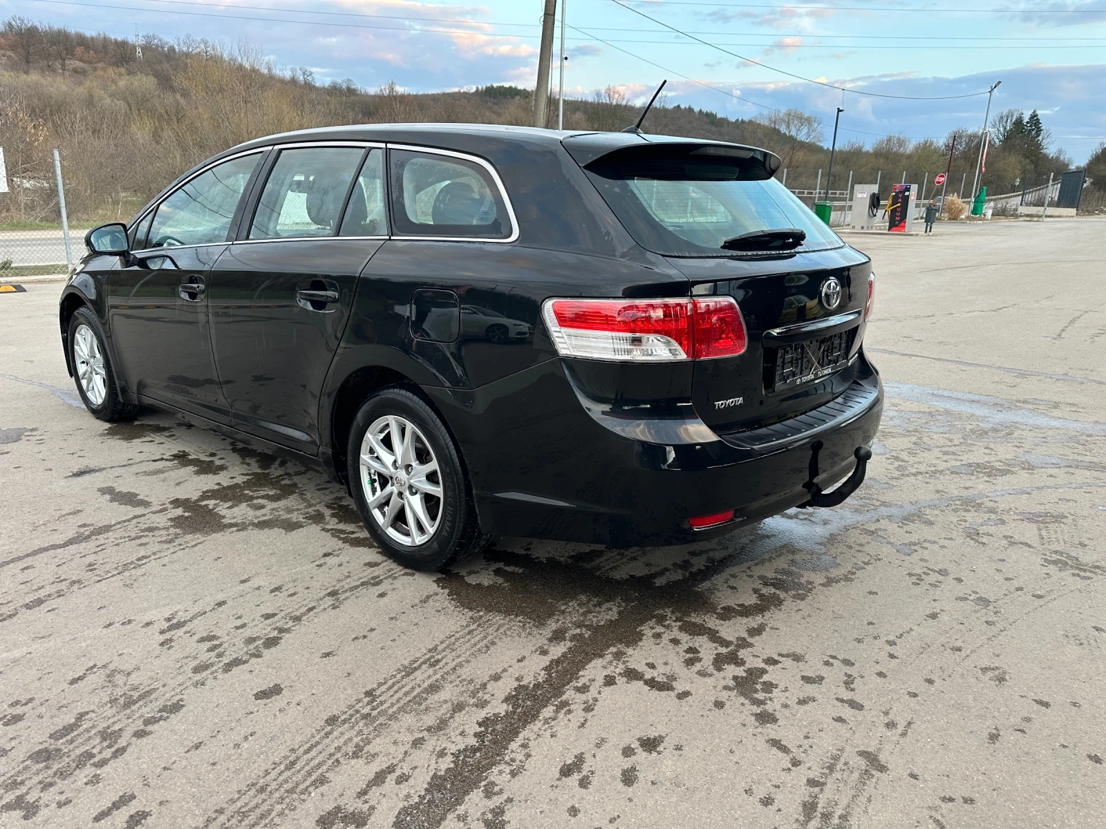 Toyota Avensis 1.8-VVTI-EURO5-NAVI-ТОП-1ST OWNER-1Г-ГАРАНЦИЯ, снимка 3 - Автомобили и джипове - 53955091