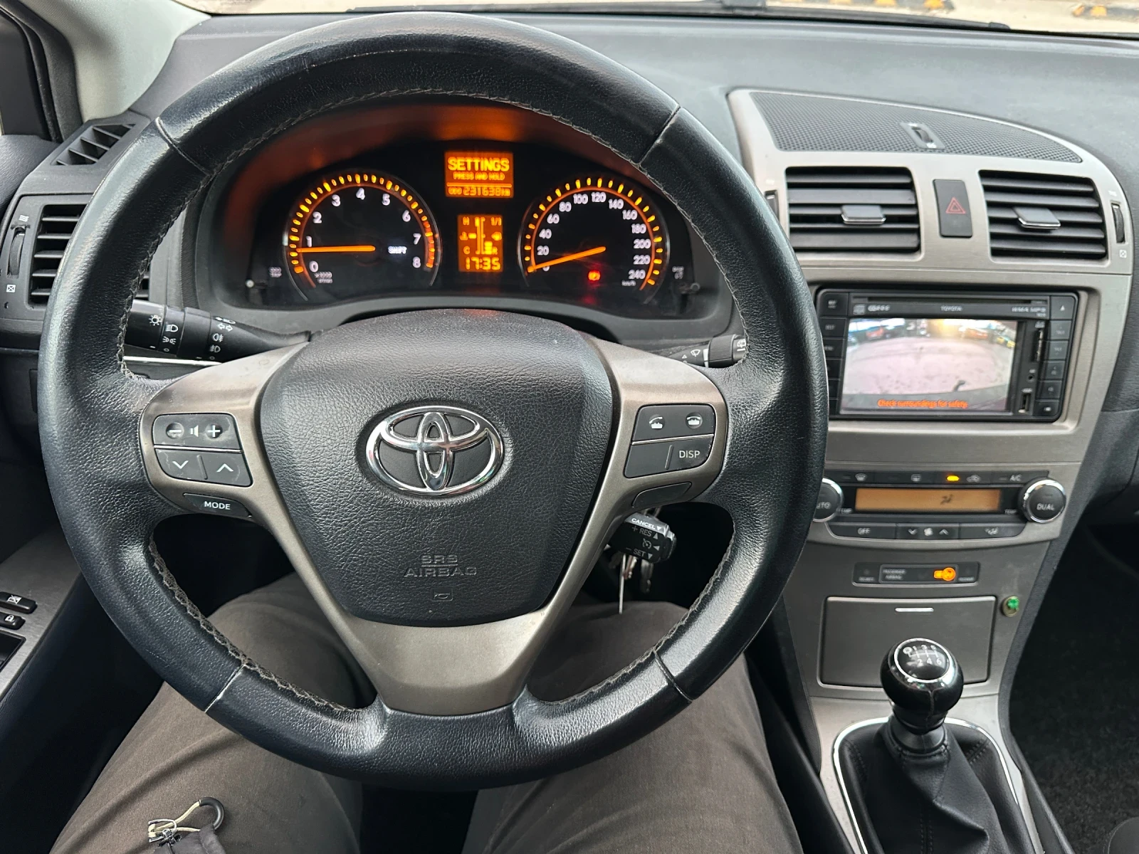 Toyota Avensis 1.8-VVTI-EURO5-NAVI-ТОП-1ST OWNER-1Г-ГАРАНЦИЯ, снимка 12 - Автомобили и джипове - 53955091