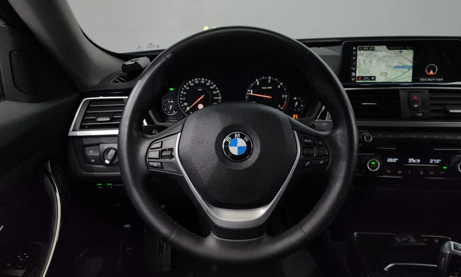 BMW 320 3 Series Gt (F34) Gt 320D, снимка 11 - Автомобили и джипове - 54030858