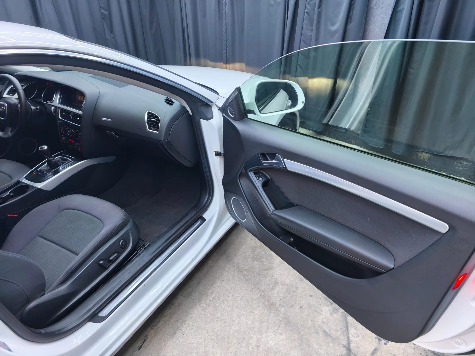 Audi A5 2.0T 180k.c 6c.k, снимка 11 - Автомобили и джипове - 54863311