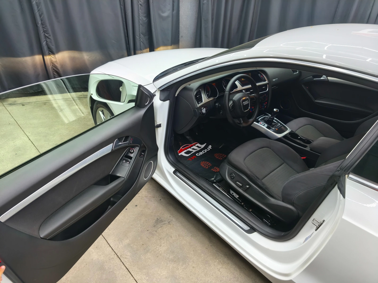 Audi A5 2.0T 180k.c 6c.k, снимка 7 - Автомобили и джипове - 54863311