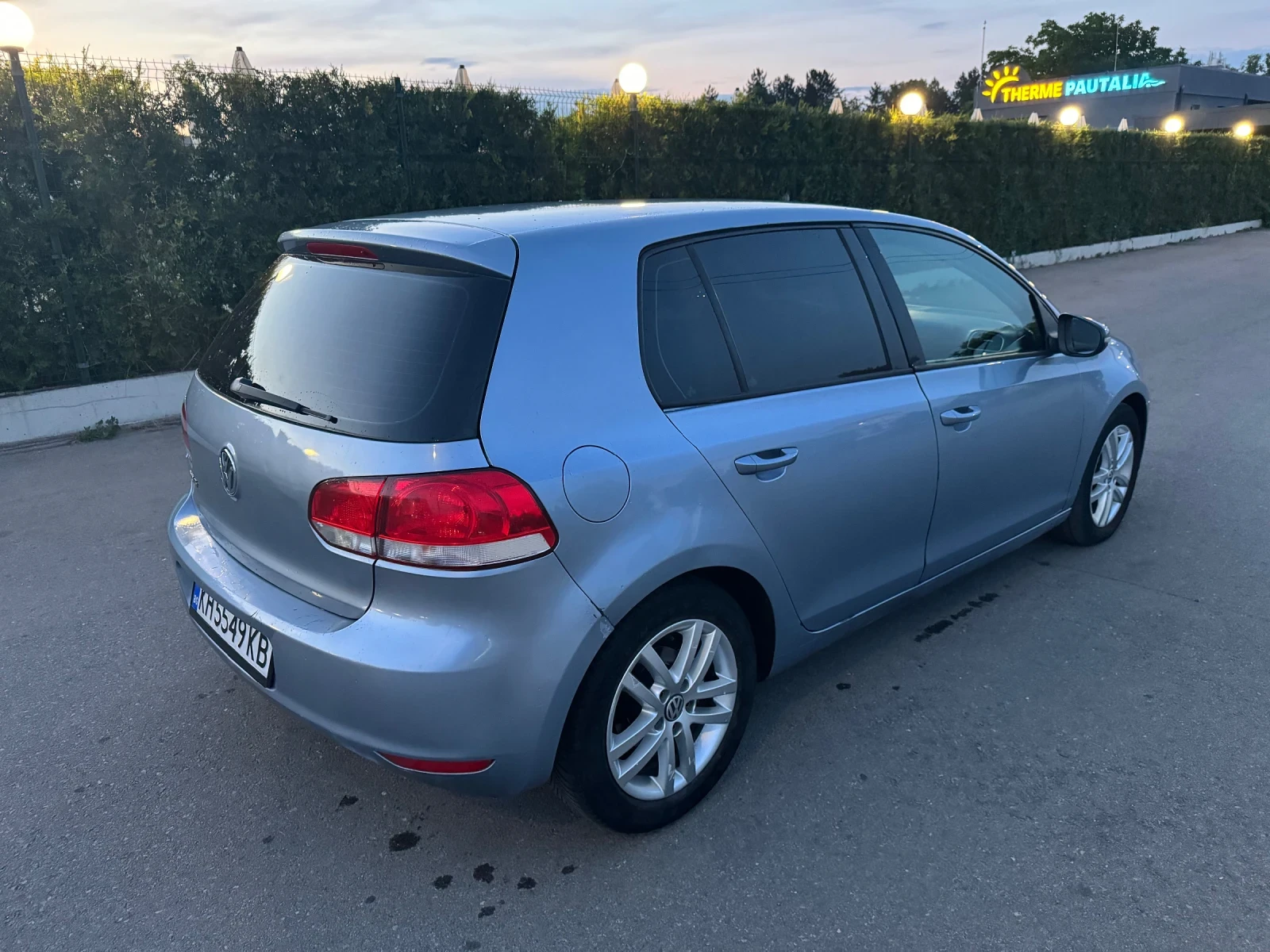 VW Golf 1.6 LPG, снимка 3 - Автомобили и джипове - 54906870