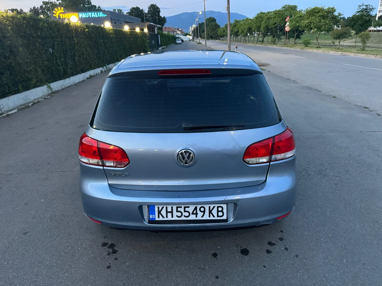 VW Golf 1.6 LPG, снимка 4 - Автомобили и джипове - 54906870