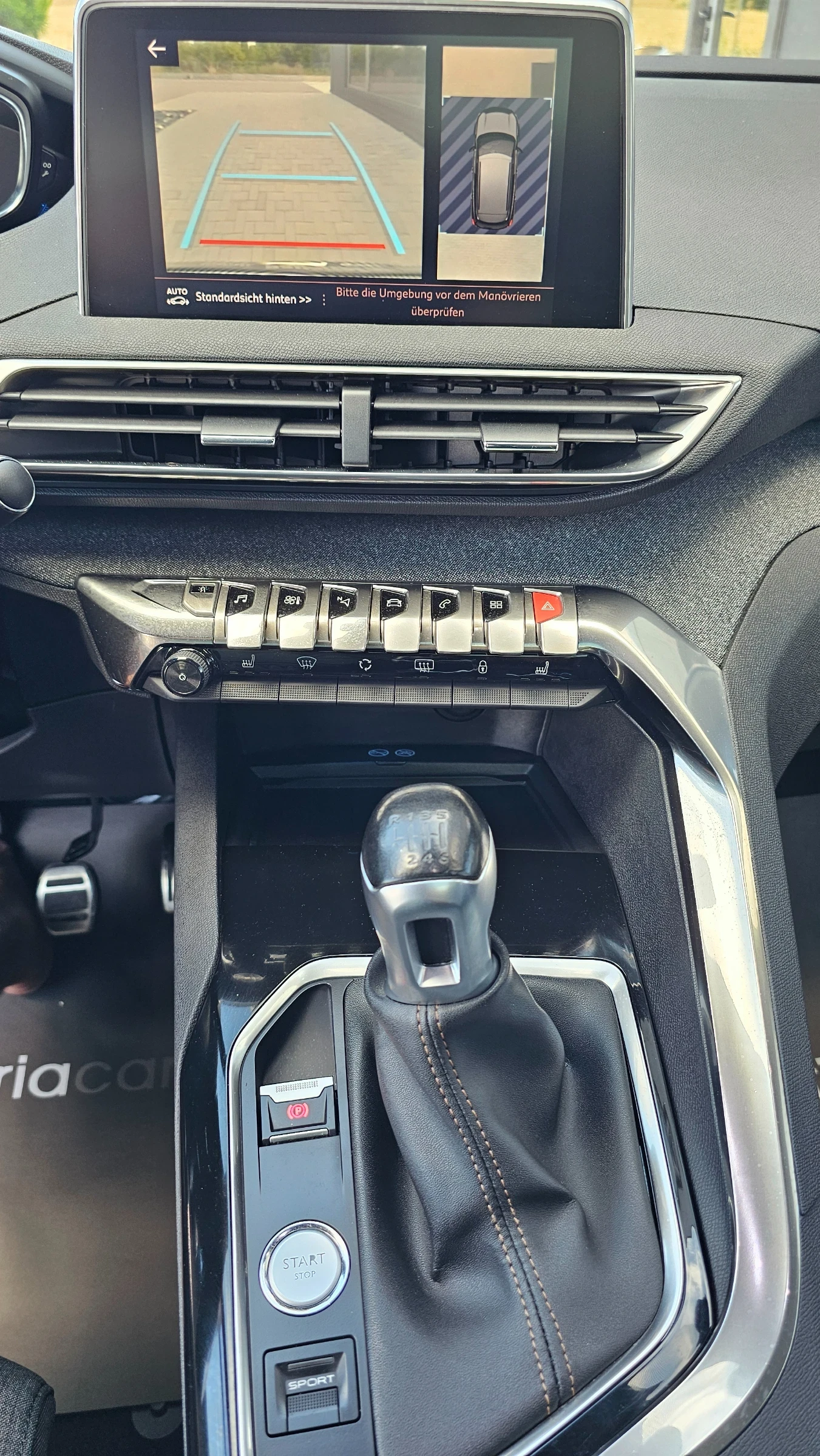 Peugeot 3008 GT-Line* Pano* Key Go* Masage* LED* Kam.360* Euro6, снимка 12 - Автомобили и джипове - 55061368