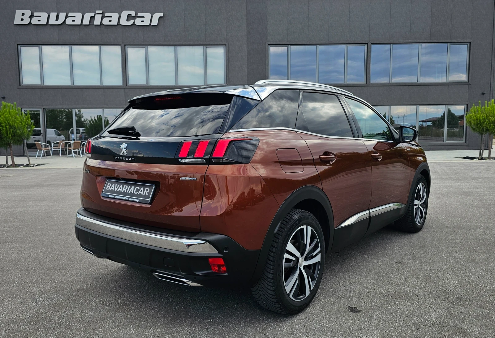 Peugeot 3008 GT-Line* Pano* Key Go* Masage* LED* Kam.360* Euro6, снимка 4 - Автомобили и джипове - 55061368