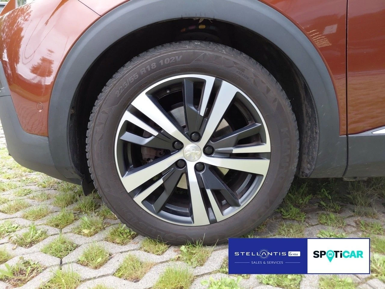 Peugeot 3008 GT-Line* Pano* Key Go* Masage* LED* Kam.360* Euro6, снимка 6 - Автомобили и джипове - 55061368