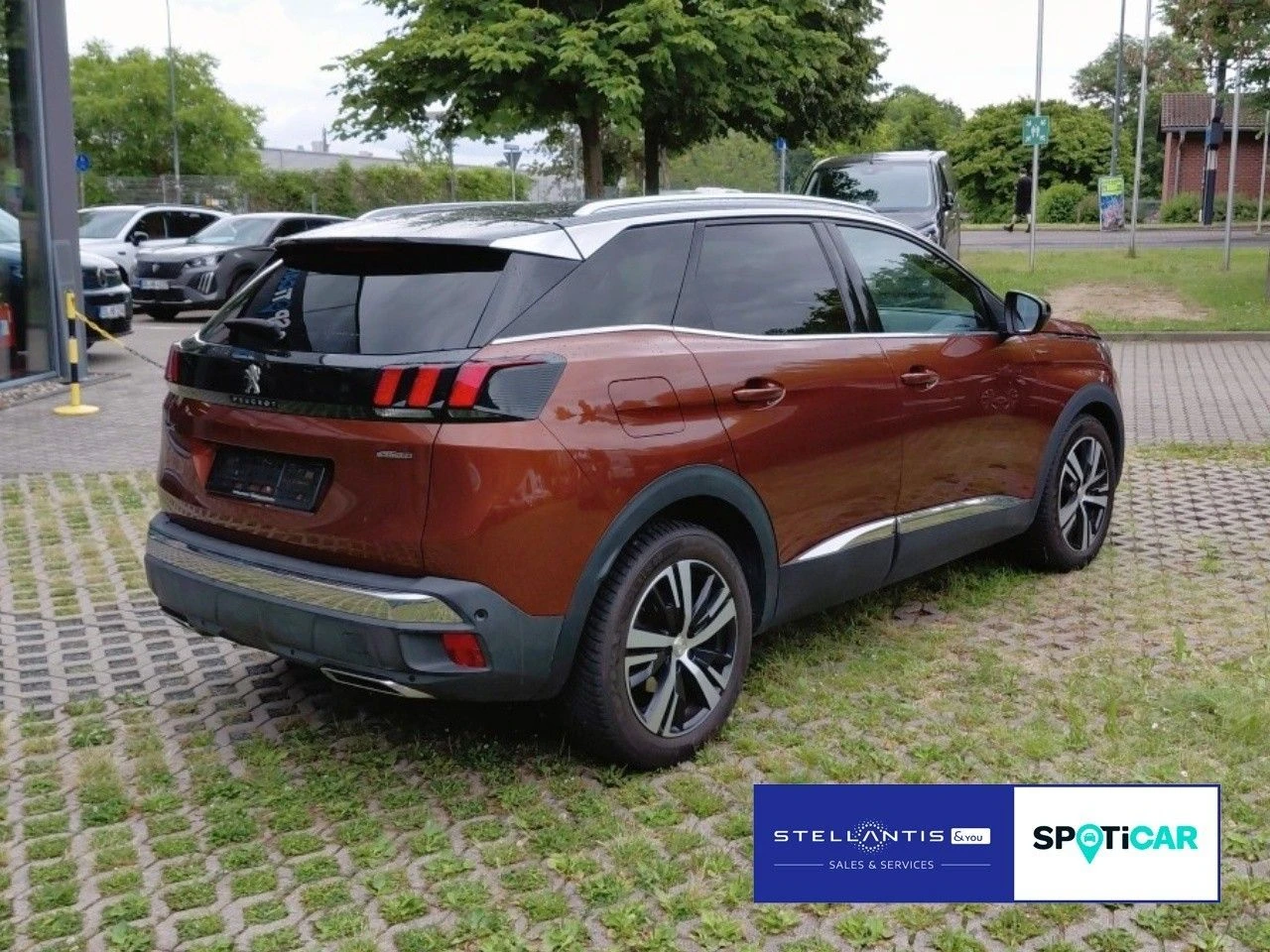 Peugeot 3008 GT-Line* Pano* Key Go* Masage* LED* Kam.360* Euro6, снимка 4 - Автомобили и джипове - 55061368