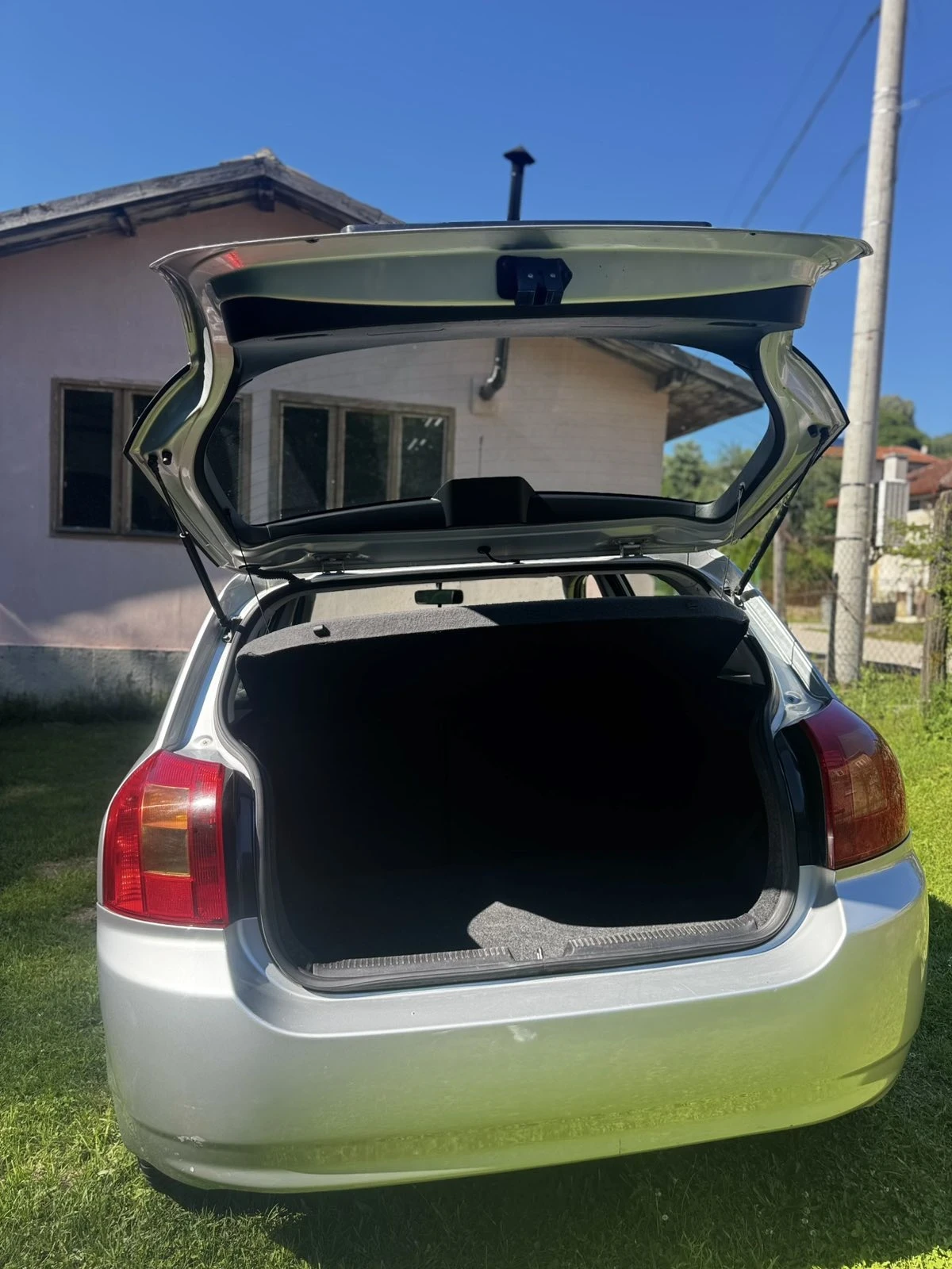 Toyota Corolla D4D, снимка 6 - Автомобили и джипове - 55244251