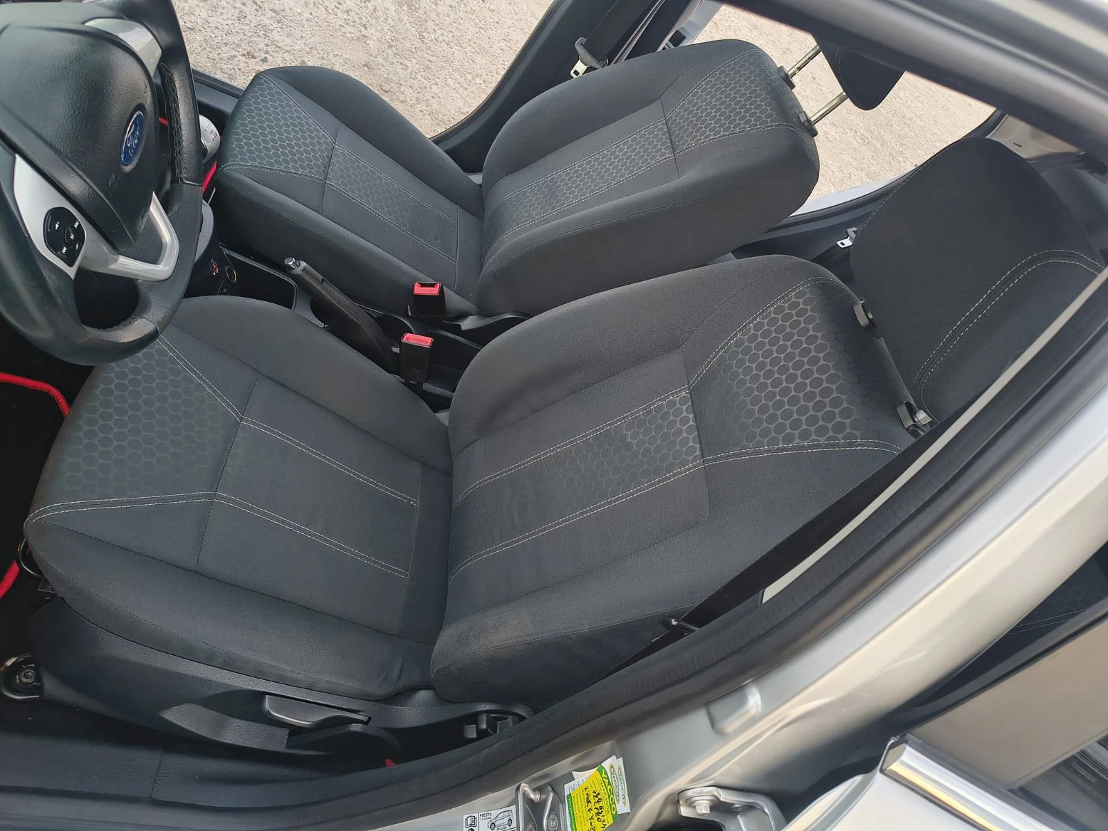 Ford Fiesta 1.25 Titanium_GAS, снимка 11 - Автомобили и джипове - 55367920