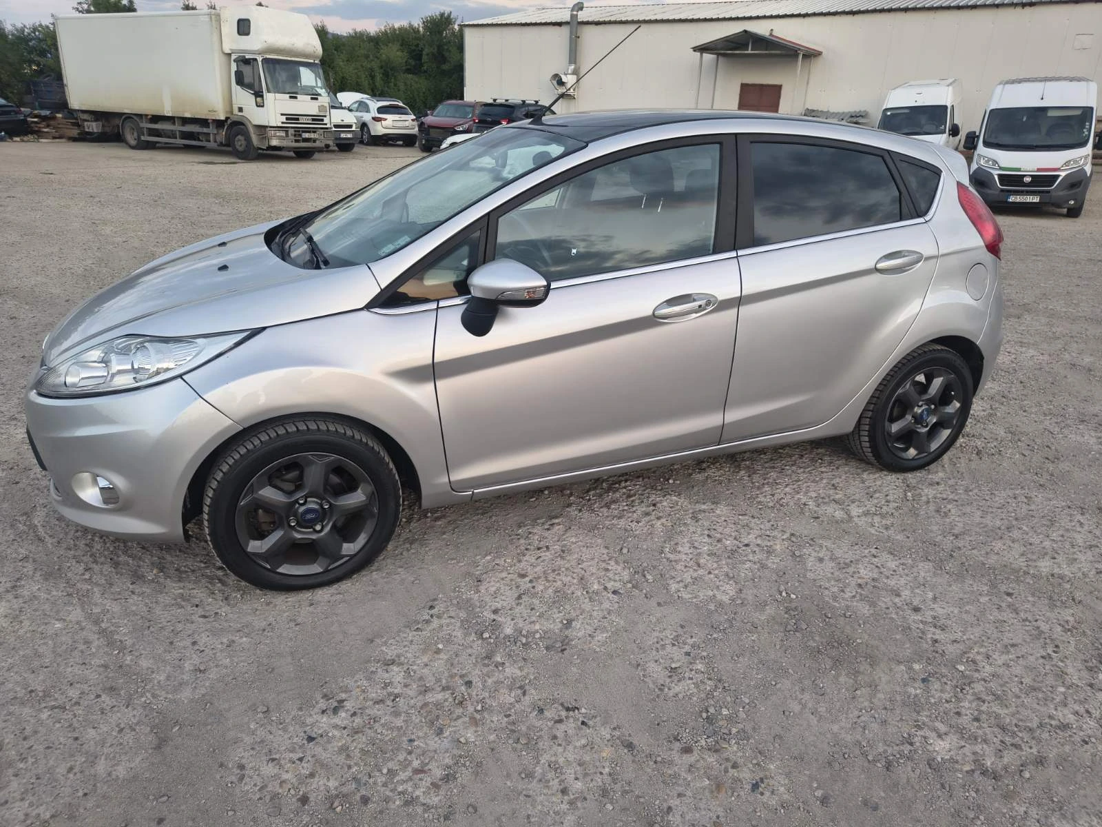 Ford Fiesta 1.25 Titanium_GAS, снимка 2 - Автомобили и джипове - 55367920