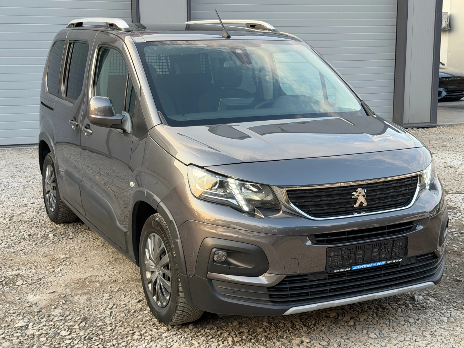 Peugeot Rifter HDI* PANORAMA* FULL* TOP* PATNIK, снимка 3 - Автомобили и джипове - 55616742