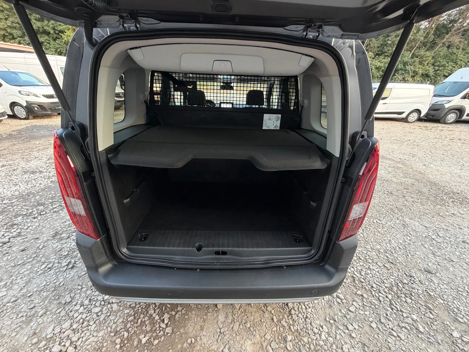 Peugeot Rifter HDI* PANORAMA* FULL* TOP* PATNIK, снимка 7 - Автомобили и джипове - 55616742