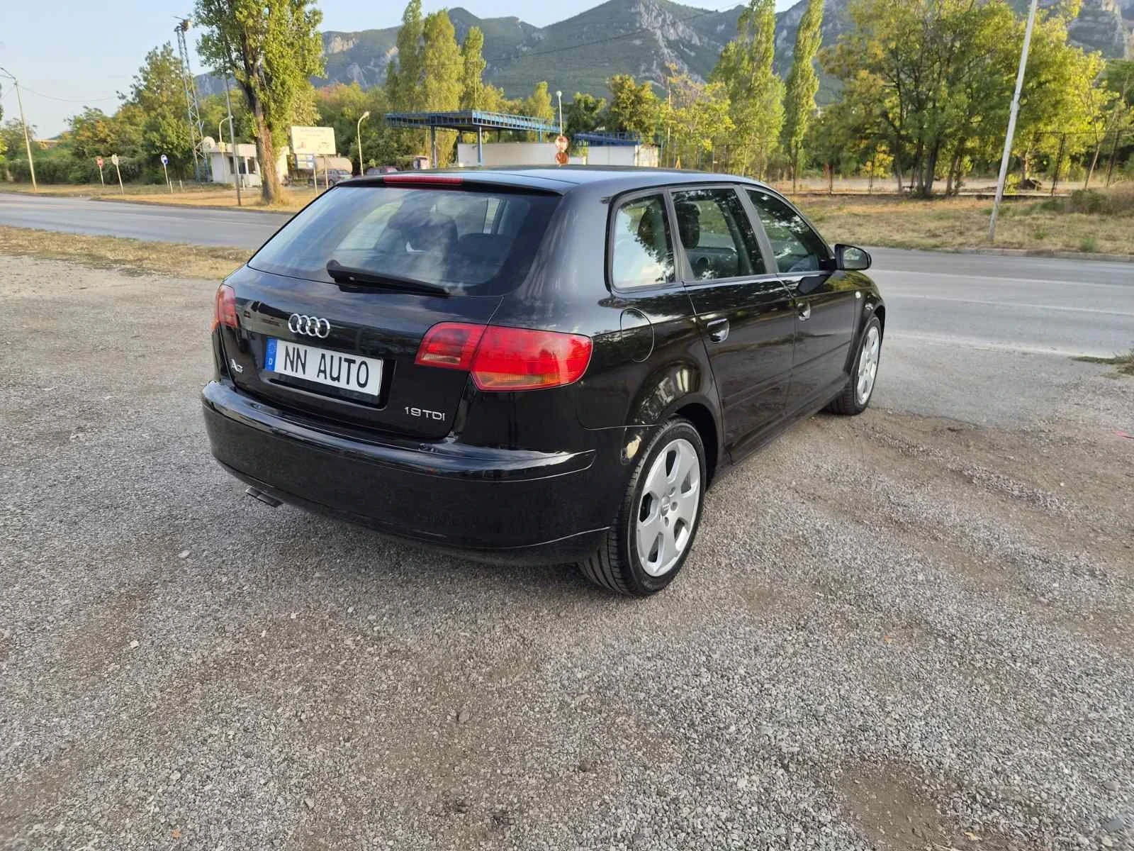 Audi A3 1.9TDI ITALIA, снимка 4 - Автомобили и джипове - 55706239